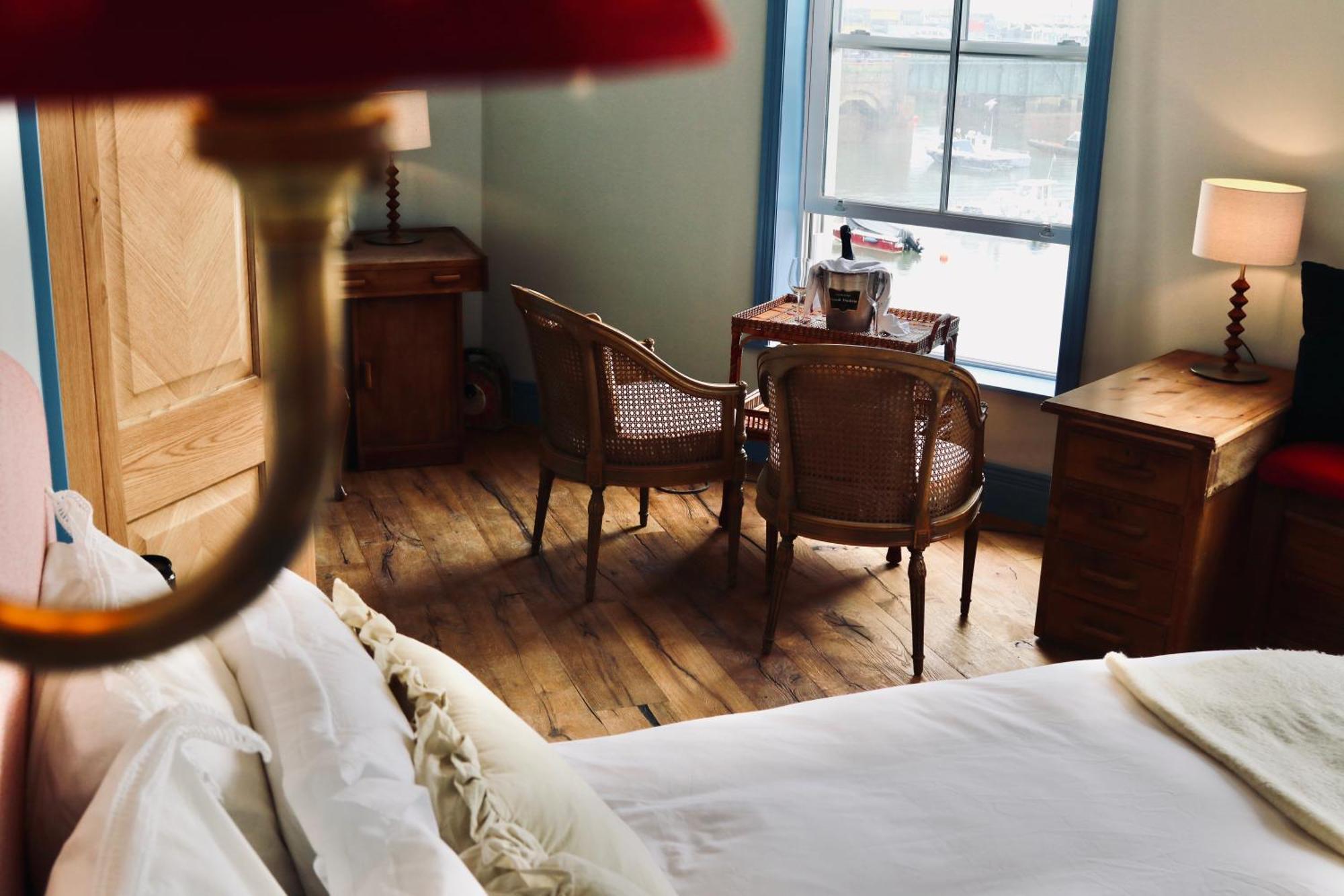 The London & Paris Hotel Фолькустоун Экстерьер фото