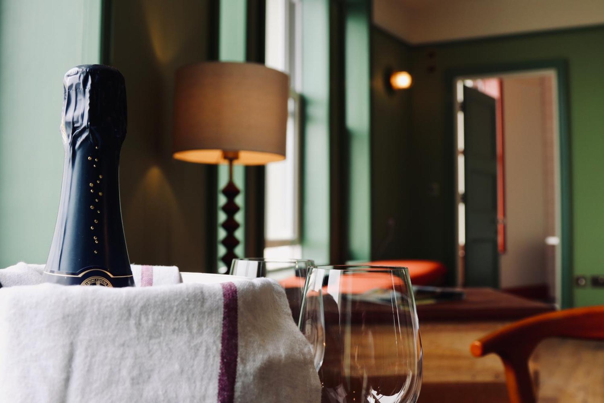 The London & Paris Hotel Фолькустоун Экстерьер фото
